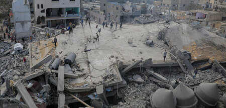 Trümmer nach einem israelischen Luftangriff in Rafah (22.2.2024)