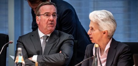 Boris Pistorius (SPD) und Marie-Agnes Strack-Zimmermann (FDP) im...