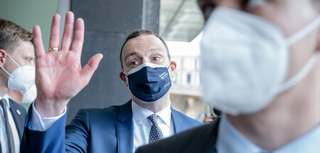 Versteckt sich gerne, vor allem nach Korruptionsvorwürfen: Jens ... Versteckt sich gerne, vor allem nach Korruptionsvorwürfen: Jens ...