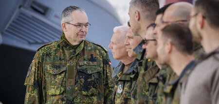 Der Inspekteur des Heeres Generalleutnant Alfons Mais bei der An...