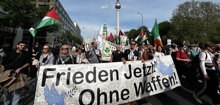 Demonstration mit rund 9.000 Teilnehmern gegen das Verbot des Pa...