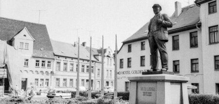 Denkmal von Lenin in Eisleben (1.8.1990)