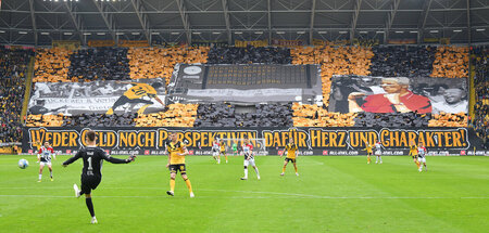 Wer die Boxershorts anhat: Dynamo Dresden unterliegt Viktoria Kö...