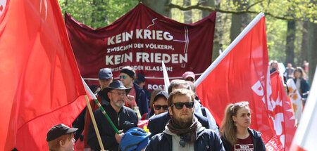 Antimilitaristischer Protest in Rostock (1.5.2023)