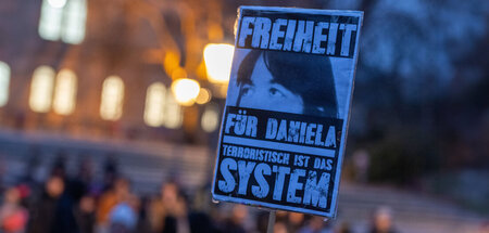 Gefangenensolidarität: In Berlin demonstrierten Hunderte Persone...