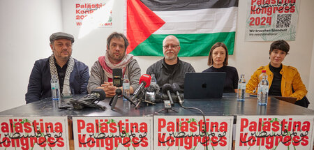 Kongressorganisatoren Yuval Gal, Dror Dayan, Wieland Hoban, Kari...