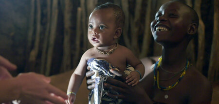 Madjiridjira und ihr Neugeborenes: »Rituale des Lebens«