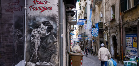 Roddy merkt an, dass »Nahrungsmittel und Speisen, die von Analph...