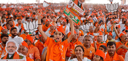 Die extrem rechte BJP von Premier Modi setzt auf markige Sprüche...