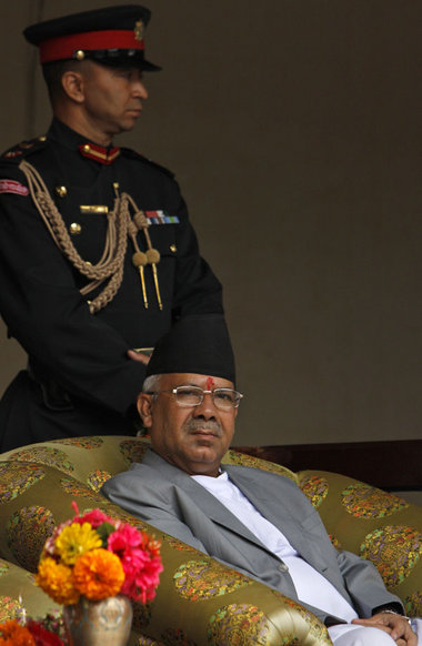 Premier Nepal sieht die »zivile Oberhoheit« gewahrt