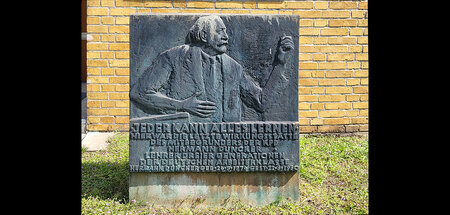 Gedenktafel für Hermann Duncker bei der ehemaligen Gewerkschafts...