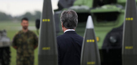 Bombige Zeiten: US-Außenminister Blinken zu Besuch in Prag (30.5...