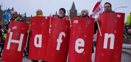 Sie wissen, was auf sie zukommt: Protest gegen den Verkauf des H...