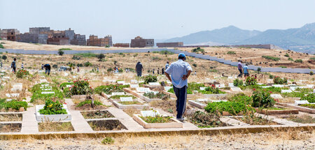Die Opfer des Massakers wurden rasch bestattet, genaue Angaben ü...