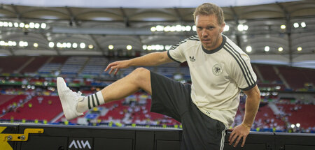 Auf einem Bein stehen kann er beinahe auch: Julian Nagelsmann
