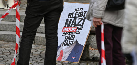 Für die Linkspartei ist die Sache klar: Anti-AfD-Plakat in Senft...