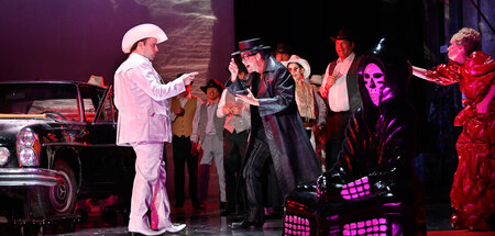 »History is our mother« – Thomas Lehman (l.) als Richard Nixon i...