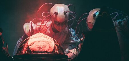 Eine düstere Zukunft: Weltraumoper »Defekt« (Szenebild)