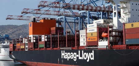 Big Business: Hamburger Schiffahrtskonzern organisiert sich kont... Big Business: Hamburger Schiffahrtskonzern organisiert sich kont...