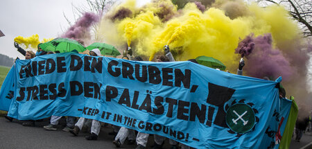 Farbenfroh gegen Braunkohle: Protest von »Ende Gelände« gegen de...