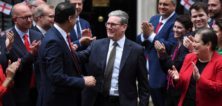 Der neue britische Premierminister Keir Starmer mit schottischen...
