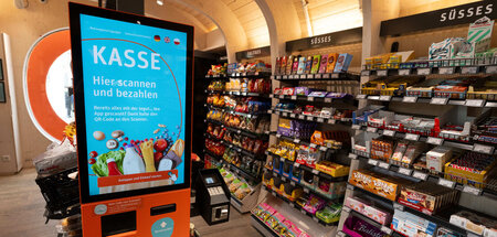 Wird jetzt auch am Sonntag geputzt: »Smart-Store« am Hauptbahnho...