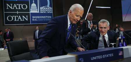 Zwei Strategen: Biden (USA) und Stoltenberg (NATO) nehmen Platz Zwei Strategen: Biden (USA) und Stoltenberg (NATO) nehmen Platz