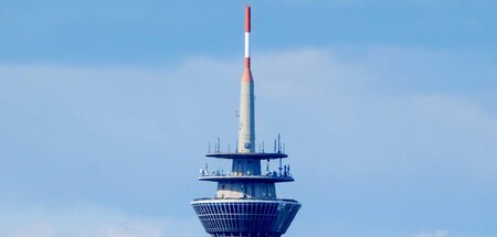 5G-Wahrzeichen in Düsseldorf: Rheinturm 5G-Wahrzeichen in Düsseldorf: Rheinturm