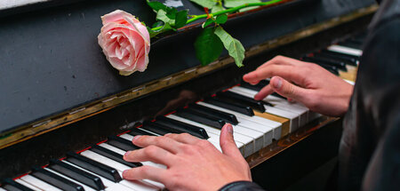 Rhythmus? Struktur? Melodie? Das ist keine Neue Musik!