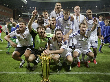 Samstag schien der ukrainische Fußball noch in Ordnung, als Dyna... Samstag schien der ukrainische Fußball noch in Ordnung, als Dyna...