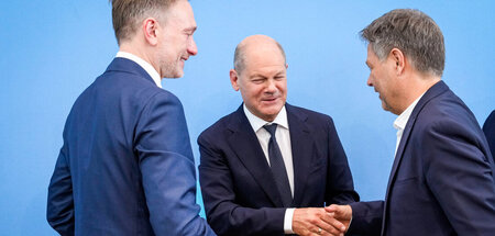 Sonst versteht man sich gut: Kanzler und Minister nach Vorstellu...