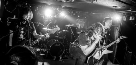 Japanisch-brasilianische Band »Punhalada« (portugiesisch: Dolch... Japanisch-brasilianische Band »Punhalada« (portugiesisch: Dolch...