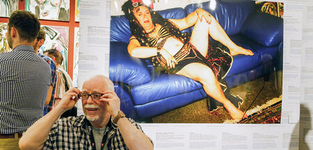 Lothar Lambert zweimal auf der Couch im Schwulen Museum Berlin (...