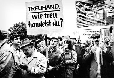 Proteste gegen die Privatisierungspolitik der Treuhand Anfang de...