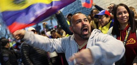 Auch in Argentinien gingen Venezolaner auf die Straße, um ihre j... Auch in Argentinien gingen Venezolaner auf die Straße, um ihre j...