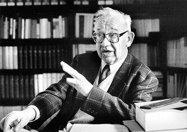 Der Rechtswissenschaftler Helmut Ridder (18.7.1919–15.4.2007) ve...