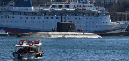 Russische Marineübungen an der Schwarzmeerküste im Februar 2022