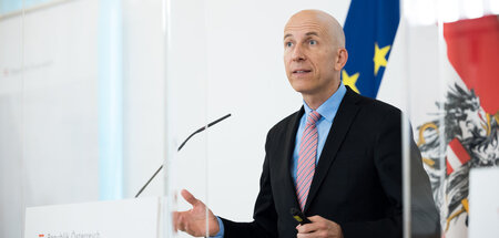 Arbeits_und_Finanzmi_69723434.jpg