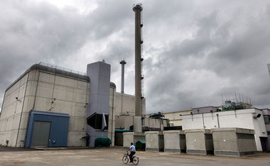 Wohin mit dem Atommüll? Die Wiederaufarbeitungsanlage Karlsruhe ... Wohin mit dem Atommüll? Die Wiederaufarbeitungsanlage Karlsruhe ...