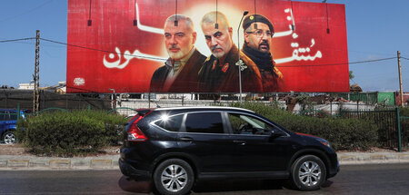 Von Israel getötet: Poster mit Hanija, Soleimani und Schukr in B...