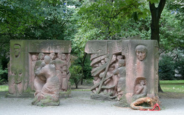 »Zwischen Angst und Protest«: das Denkmal »Block der Frauen« (19...