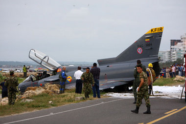 Neben der US-Armee trainieren auch Israelis die kolumbianischen ...