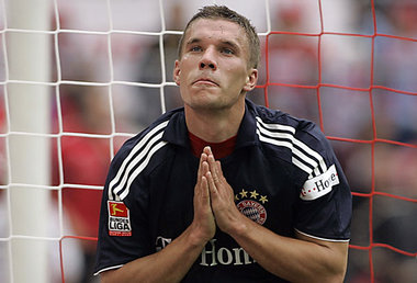 Fürs Sommerloch: »Fußball: Die Poldi-Party« Fürs Sommerloch: »Fußball: Die Poldi-Party«