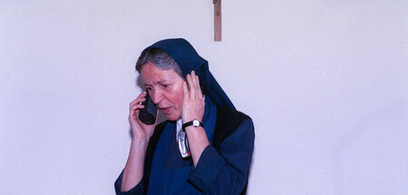 Arbeitet heute im Callcenter: dritte Schwester von acht