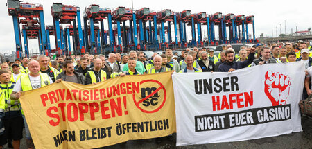 Hafenarbeiter am Freitag in Unruhe und Aufruhr. Ex-SPDler nennt ...