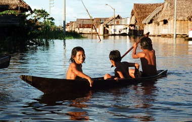 Auf dem Wasser in Belén, Unterstadt der Amazonasmetropole Iquito...