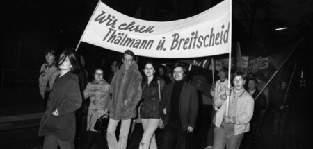 Banner bei einer Demo in Gelsenkirchen (16.4.1971) Banner bei einer Demo in Gelsenkirchen (16.4.1971)