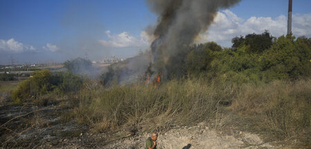 Brand in Zentralisrael, nachdem die Rakete aus Jemen abgefangen ...