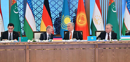 Der Kanzler und seine Freunde (Astana, 17.9.2024) Der Kanzler und seine Freunde (Astana, 17.9.2024)