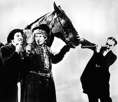 Spät, aber nicht zu spät: »Die Marx Brothers: Ein Tag beim Renne...
